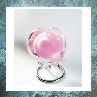 as-in-glas-asverwerking in glazen-hartje-roze-glasrelieken-eeuwige-roos