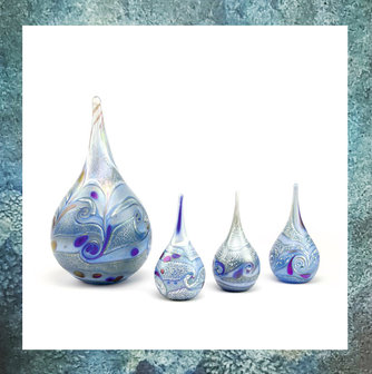 as-in-glas-glasbol-druppel-traan-glasreliek-eeuwige-roos-blue-blauw-E04BDB