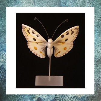 vlinder-apollo-keepsake-mini-urntjes-hout-zelf-te-vullen