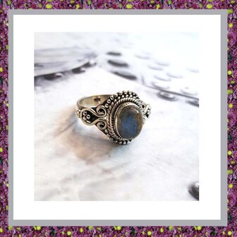 asring-sieraden-met-as-juweeltje-ring-as-labradoriet-grijsblauw-SH
